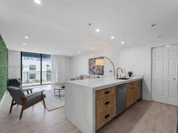 1300 Ponce De Leon Blvd , Unit 815, Coral Gables, FL 33134