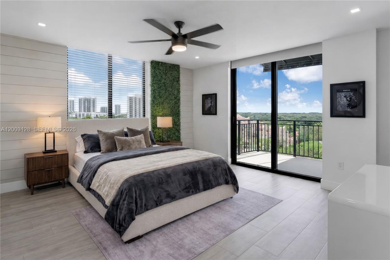 1300 Ponce De Leon Blvd , Unit 815, Coral Gables, FL 33134 Photo