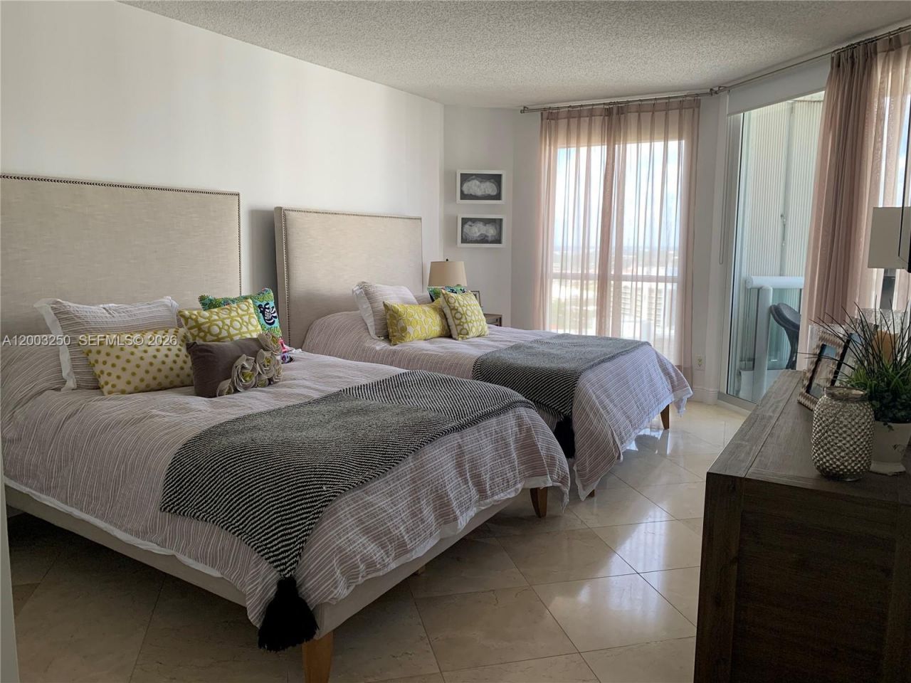 21055 Yacht Club Dr , Unit 2904, Aventura, FL 33180 Photo