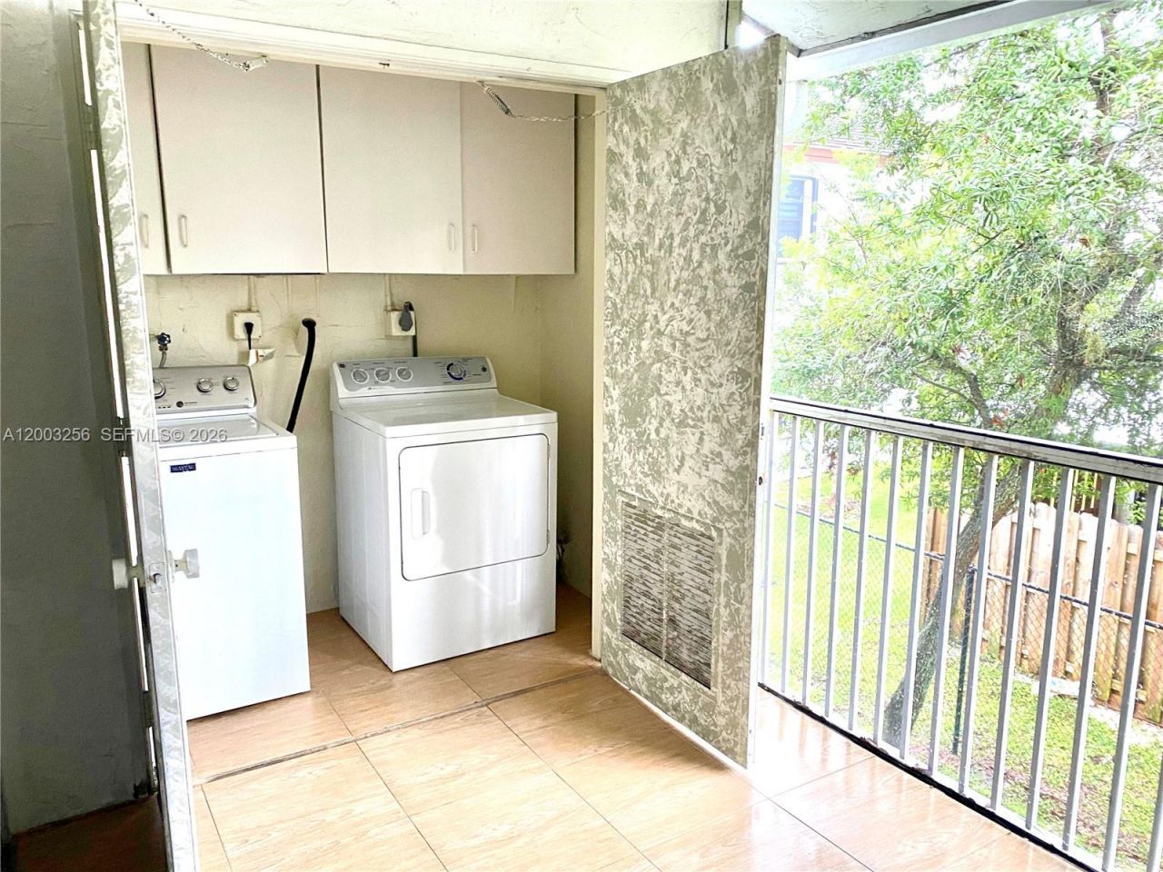464 NE 210th Cir Ter, Unit 201-10A, Miami, FL 33179 Photo