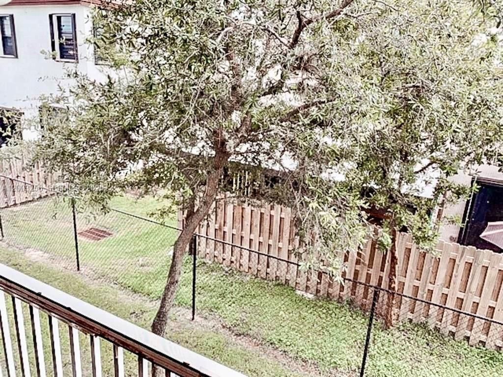 464 NE 210th Cir Ter, Unit 201-10A, Miami, FL 33179 Photo