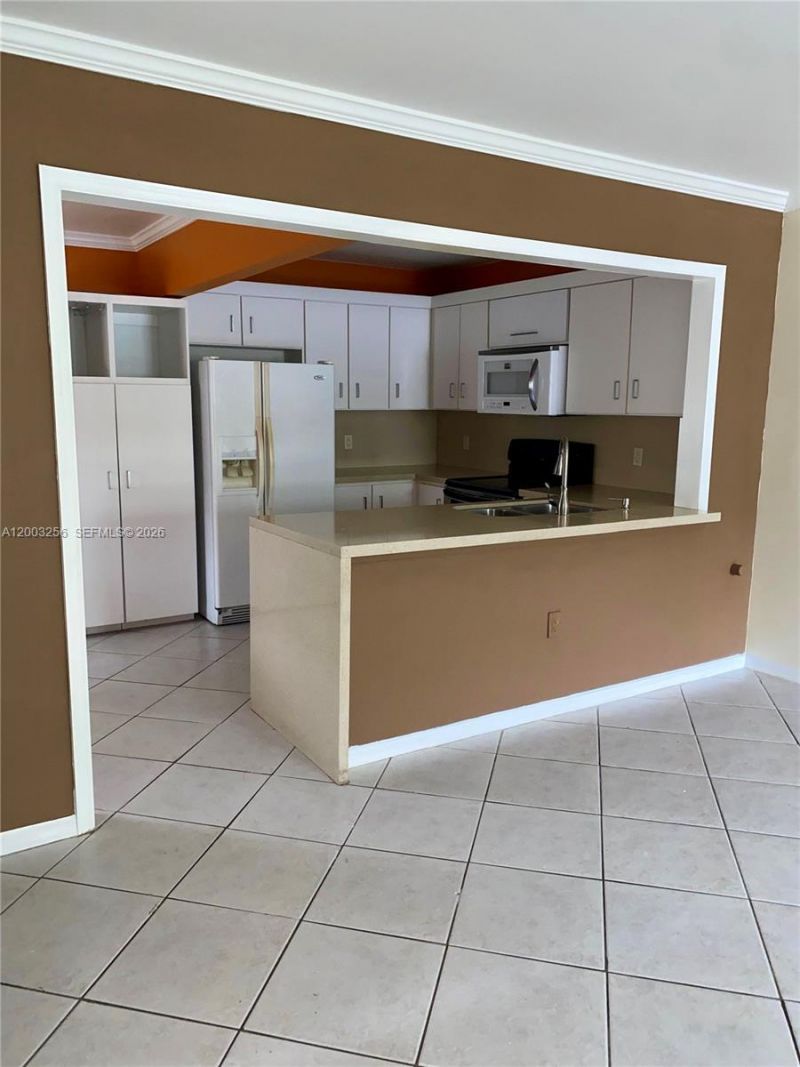 464 NE 210th Cir Ter, Unit 201-10A, Miami, FL 33179 Photo