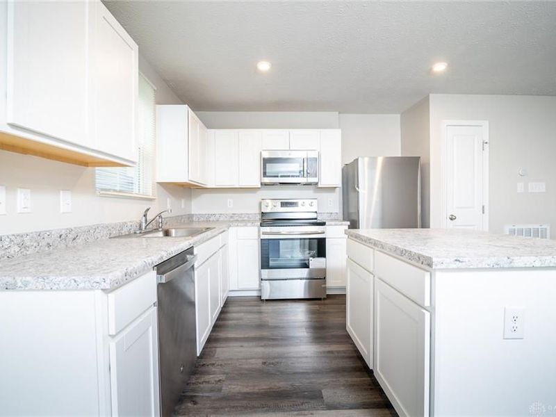 195 Skyway Drive, Springfield Township, OH 45505 Photo 28