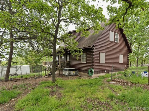 2400 N Acuff Avenue , Tahlequah, OK 74464