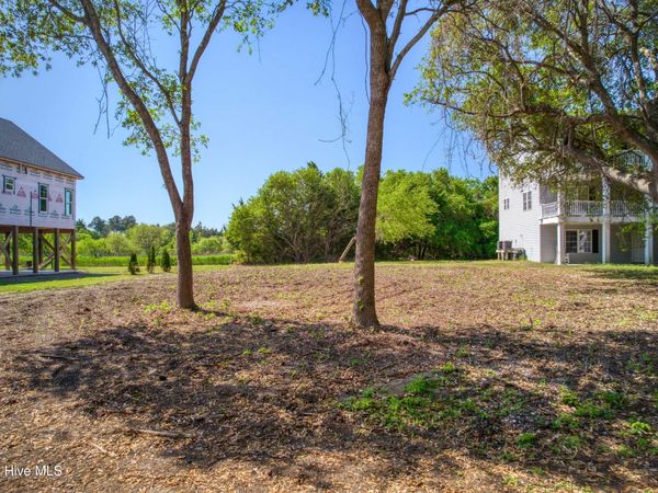 213 Shell Drive , Sneads Ferry, NC 28460