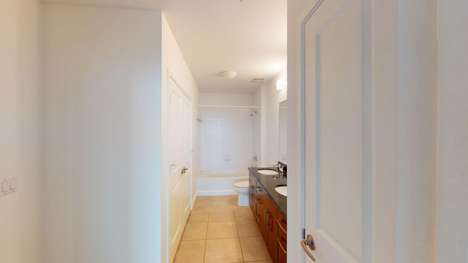 300 S Australian Avenue, Unit 529, West Palm Beach, FL 33401 Photo