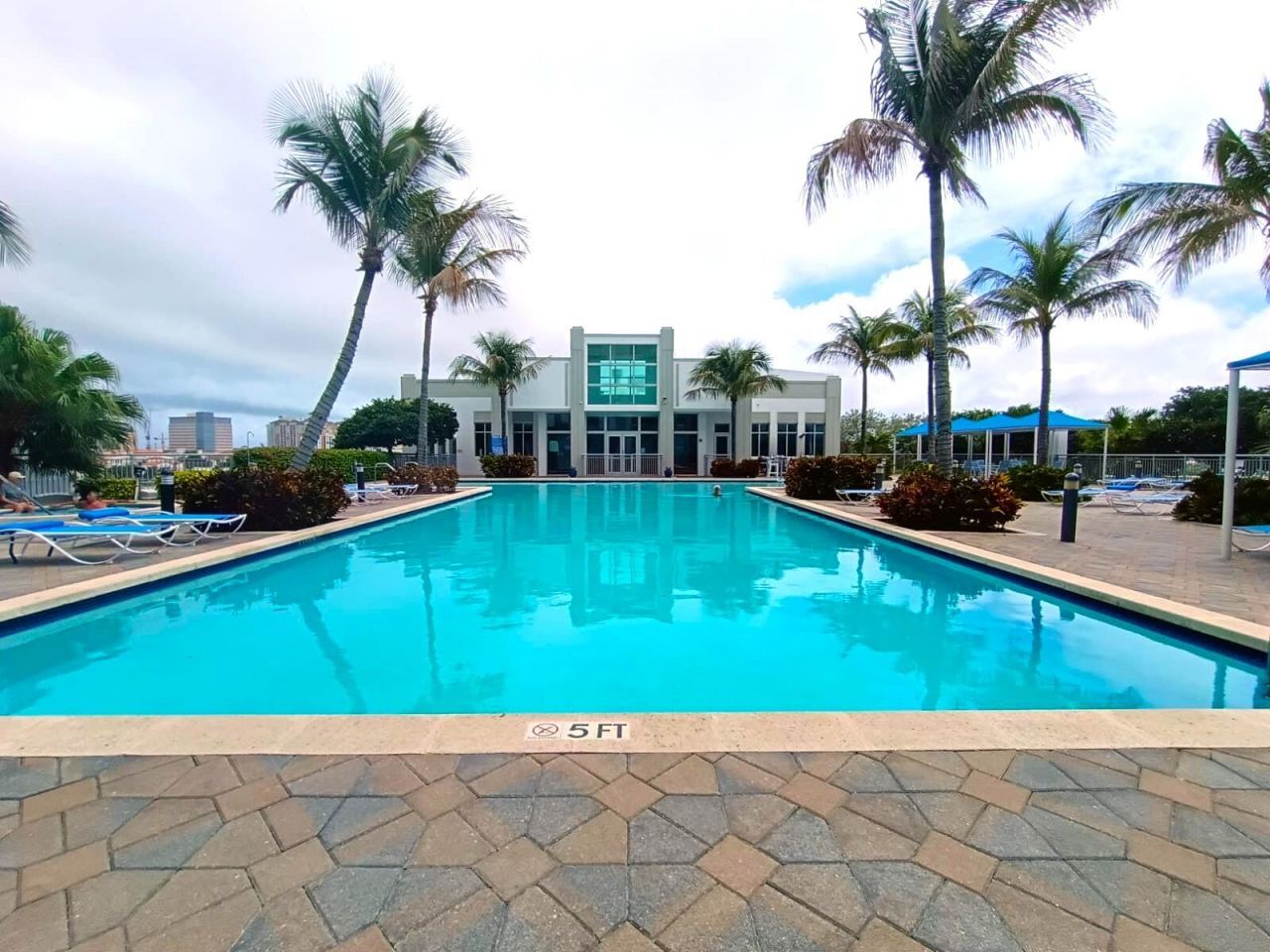 300 S Australian Avenue, Unit 529, West Palm Beach, FL 33401 Photo