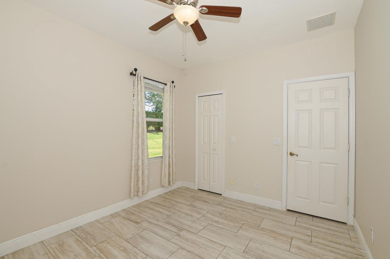1273 Scarlet Oak Circle, Vero Beach, FL 32966 Photo