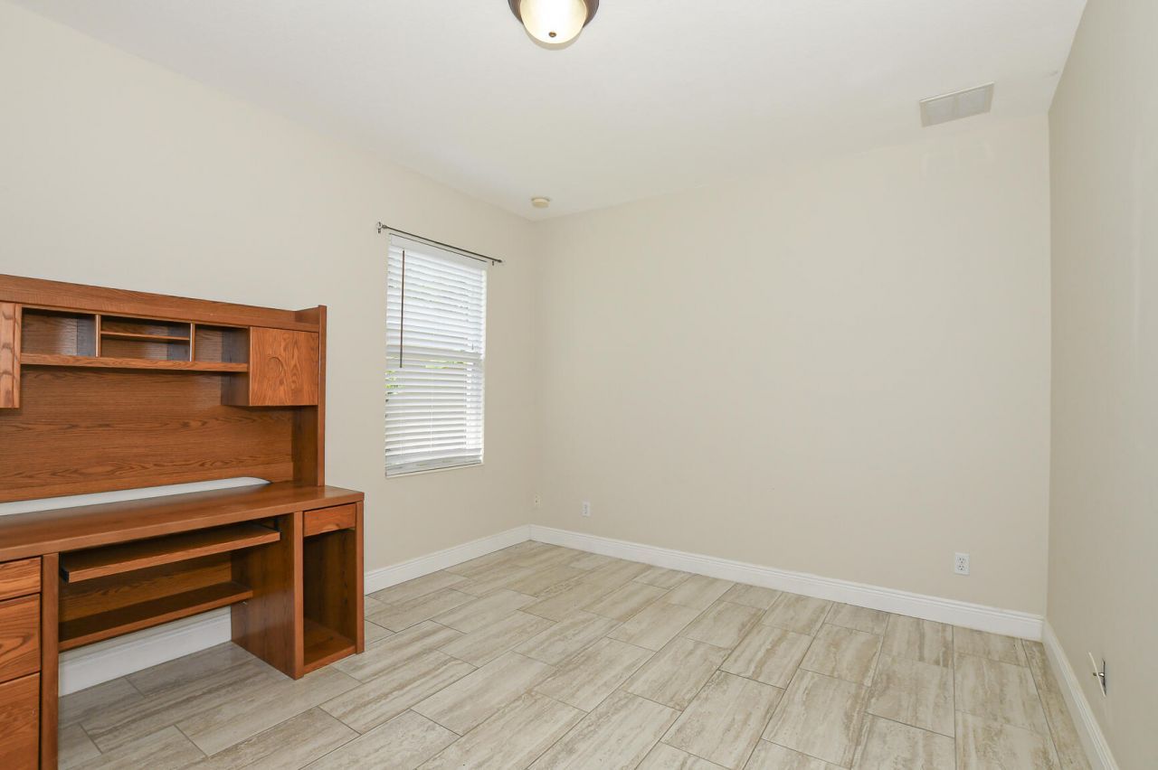 1273 Scarlet Oak Circle, Vero Beach, FL 32966 Photo