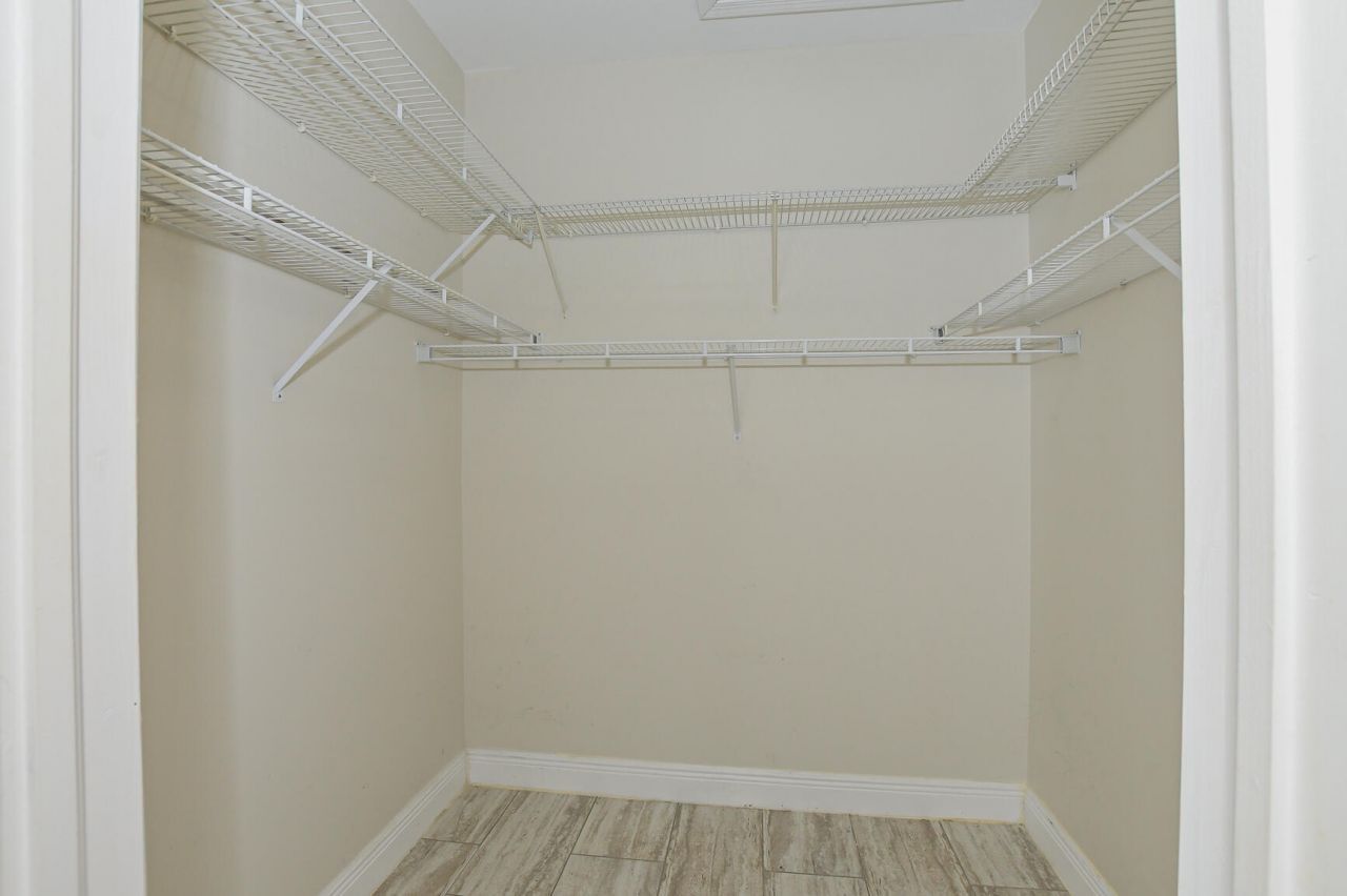 1273 Scarlet Oak Circle, Vero Beach, FL 32966 Photo