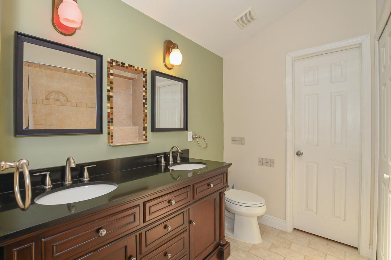 1273 Scarlet Oak Circle, Vero Beach, FL 32966 Photo