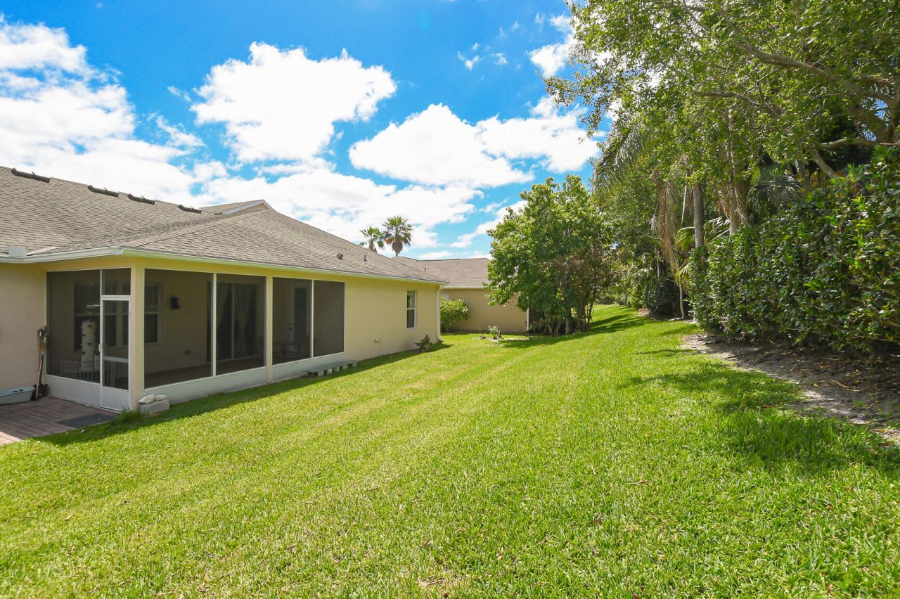 1273 Scarlet Oak Circle, Vero Beach, FL 32966 Photo