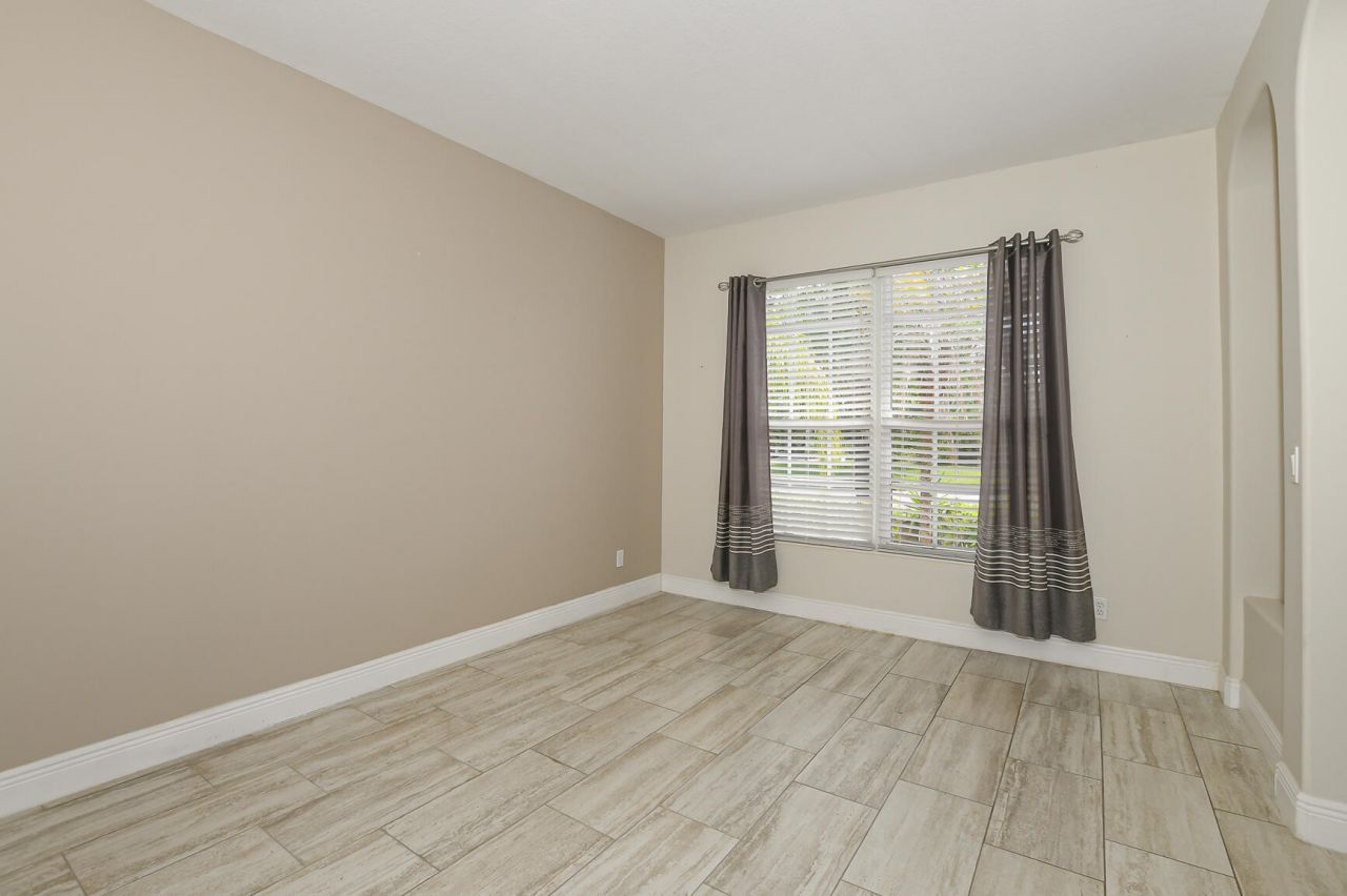 1273 Scarlet Oak Circle, Vero Beach, FL 32966 Photo