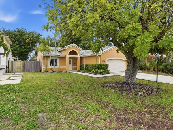 7350 SW 161st Place, Miami, FL 33193