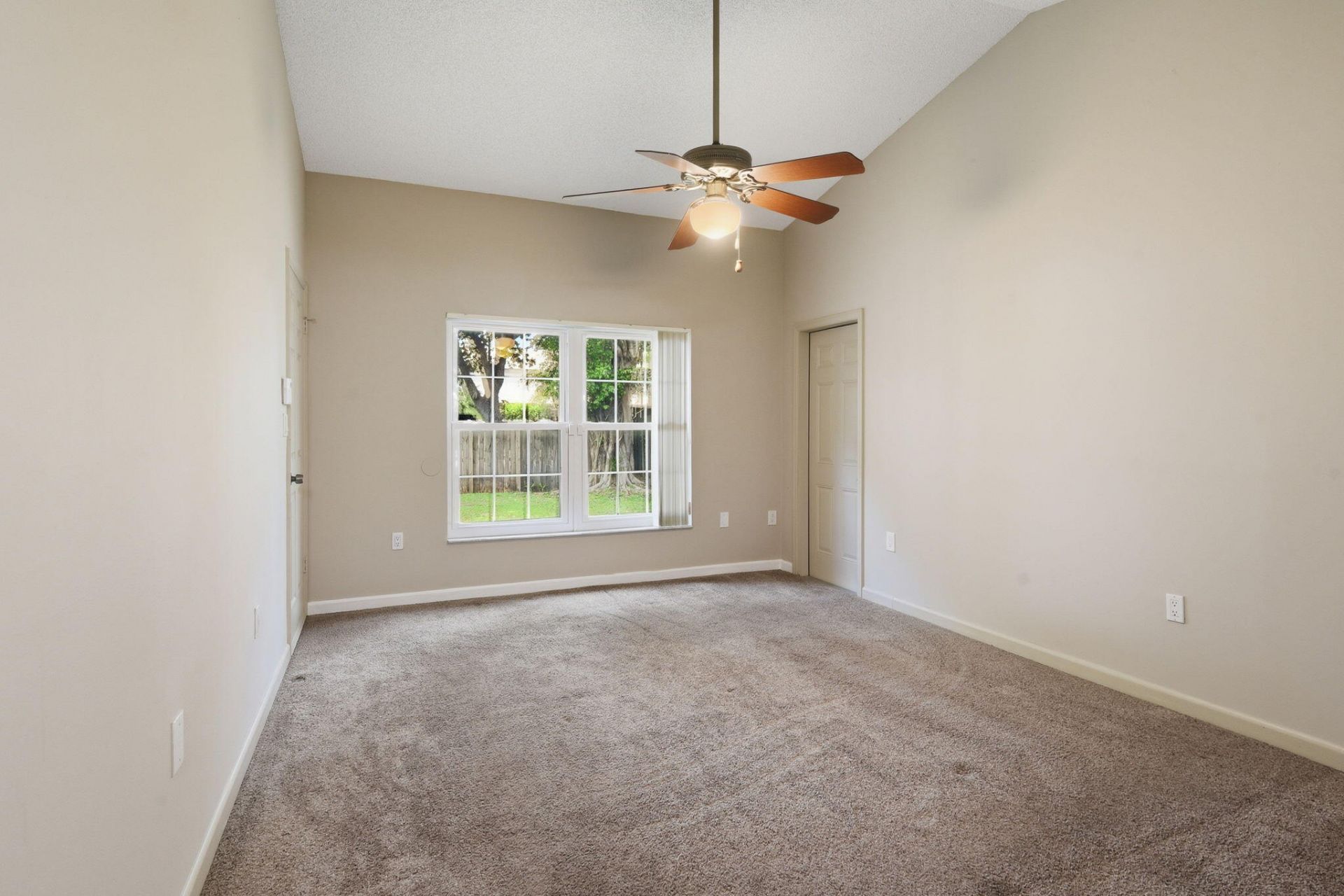 7350 SW 161st Place, Miami, FL 33193 Photo