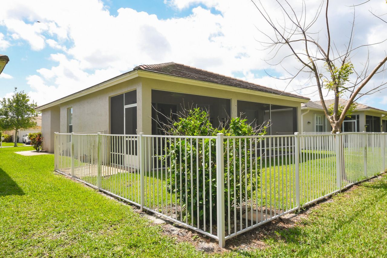 316 SW Maclay Way, Port Saint Lucie, FL 34986 Photo