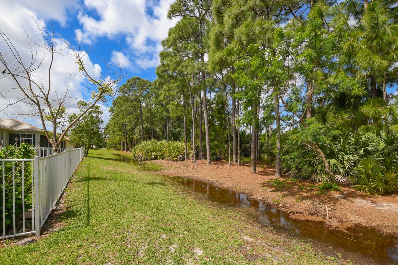 316 SW Maclay Way, Port Saint Lucie, FL 34986 Photo