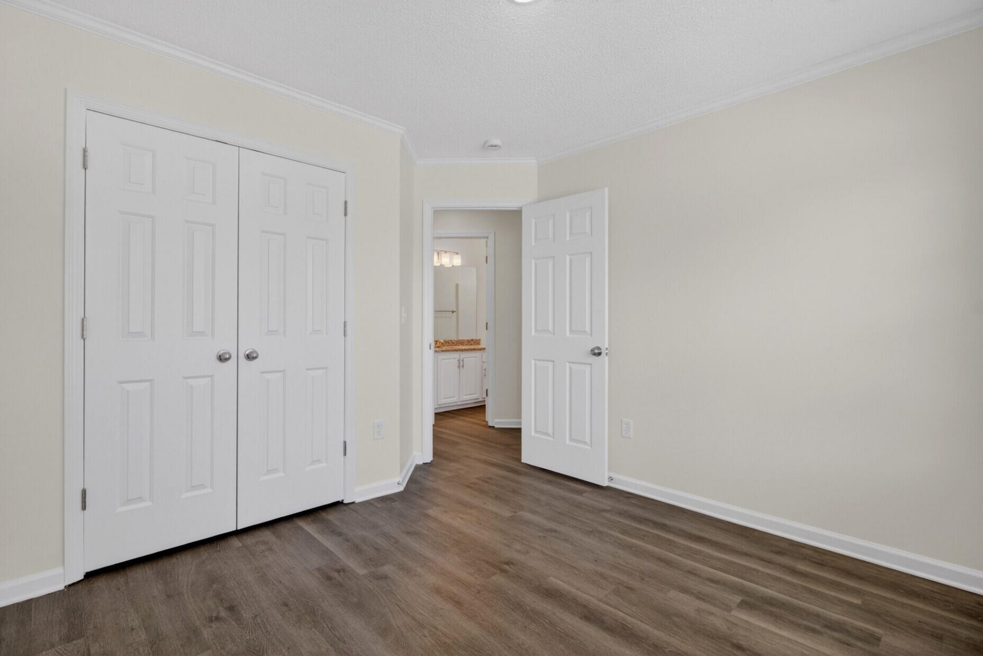 8349 Waltham Road Photo 20