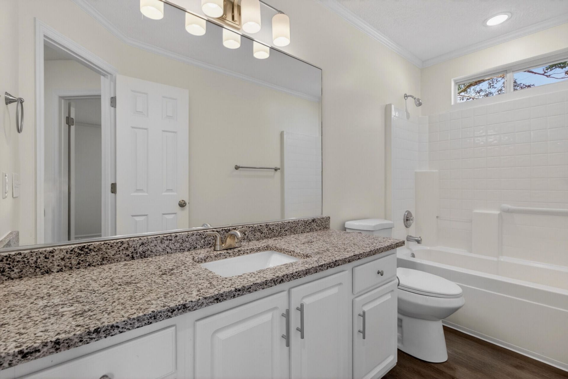 8349 Waltham Road Photo 21