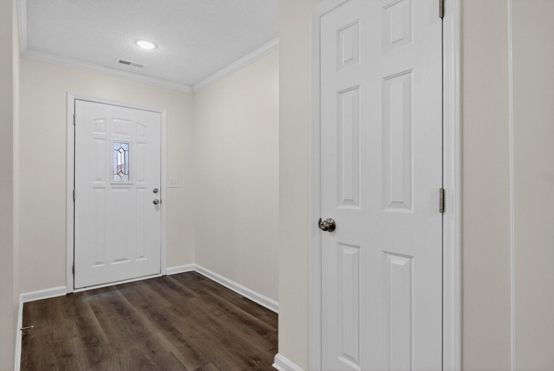 8349 Waltham Road Photo 4