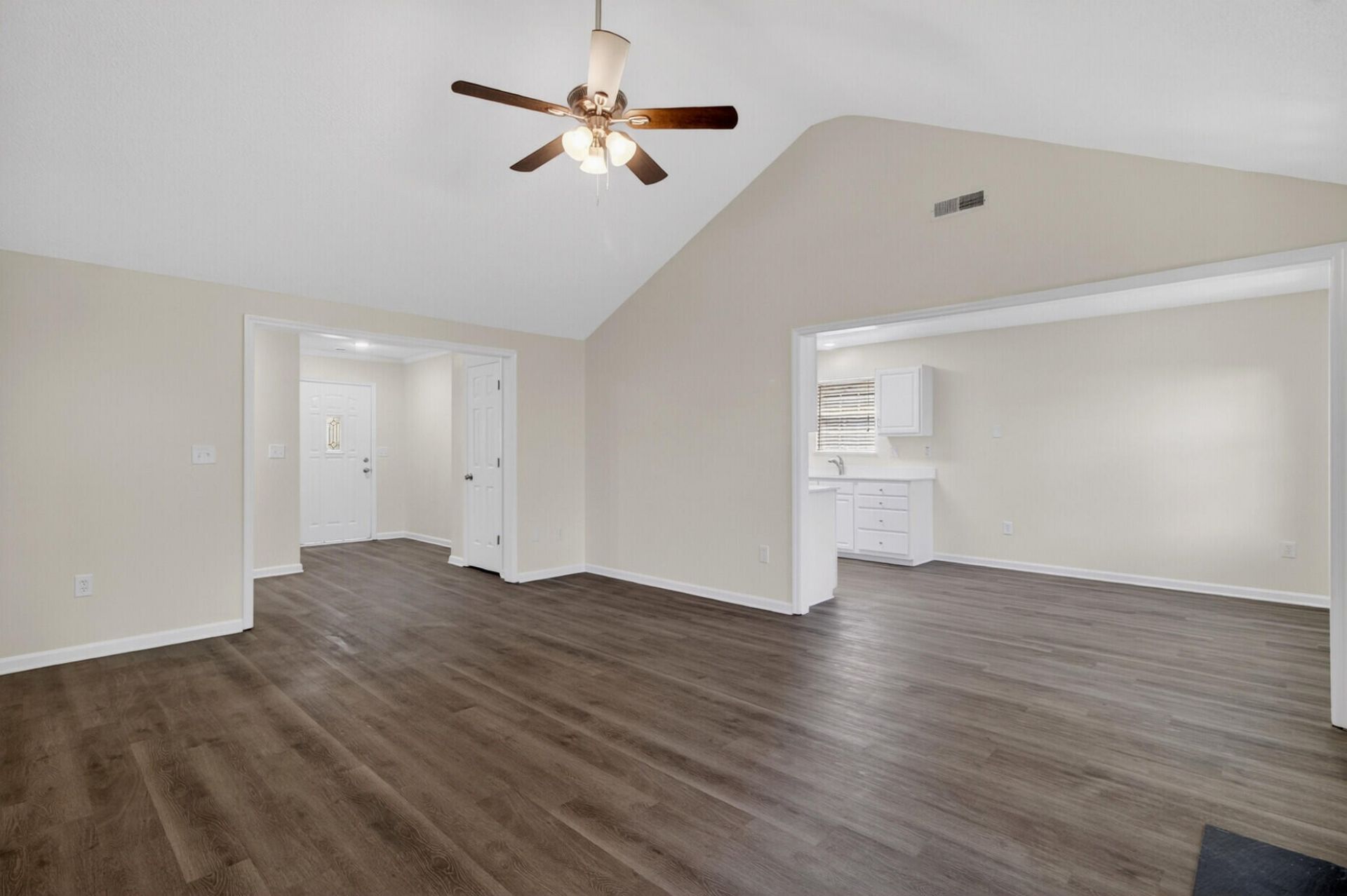 8349 Waltham Road Photo 6