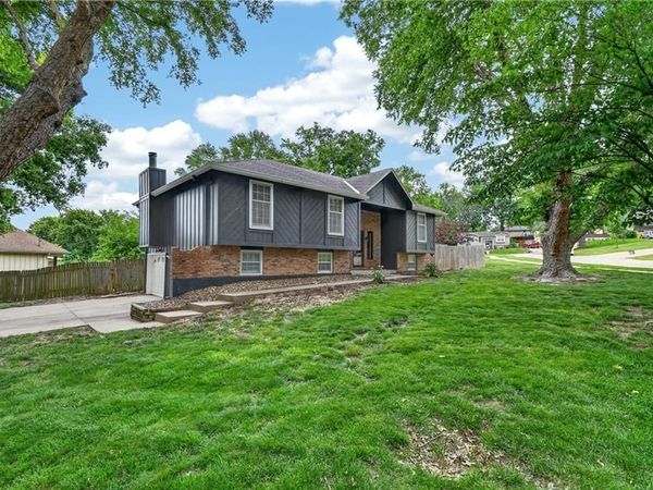 3011 Tepee Avenue, Independence, MO 64057