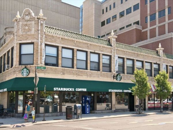 2525 N Clark Street , Unit F, Chicago, IL 60614