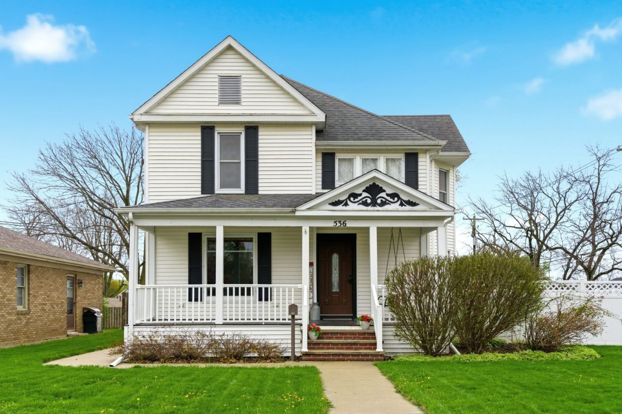 536 W Palace Row , Geneseo, IL 61254 Main Photo