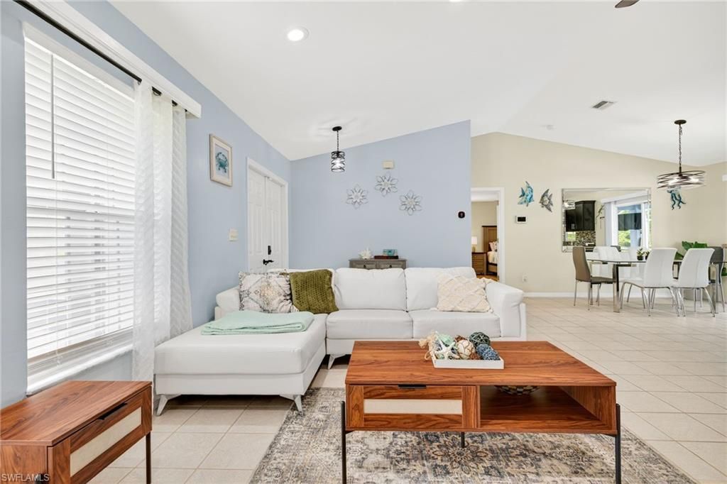 2919 SW 25th St , Cape Coral, FL 33914 Photo