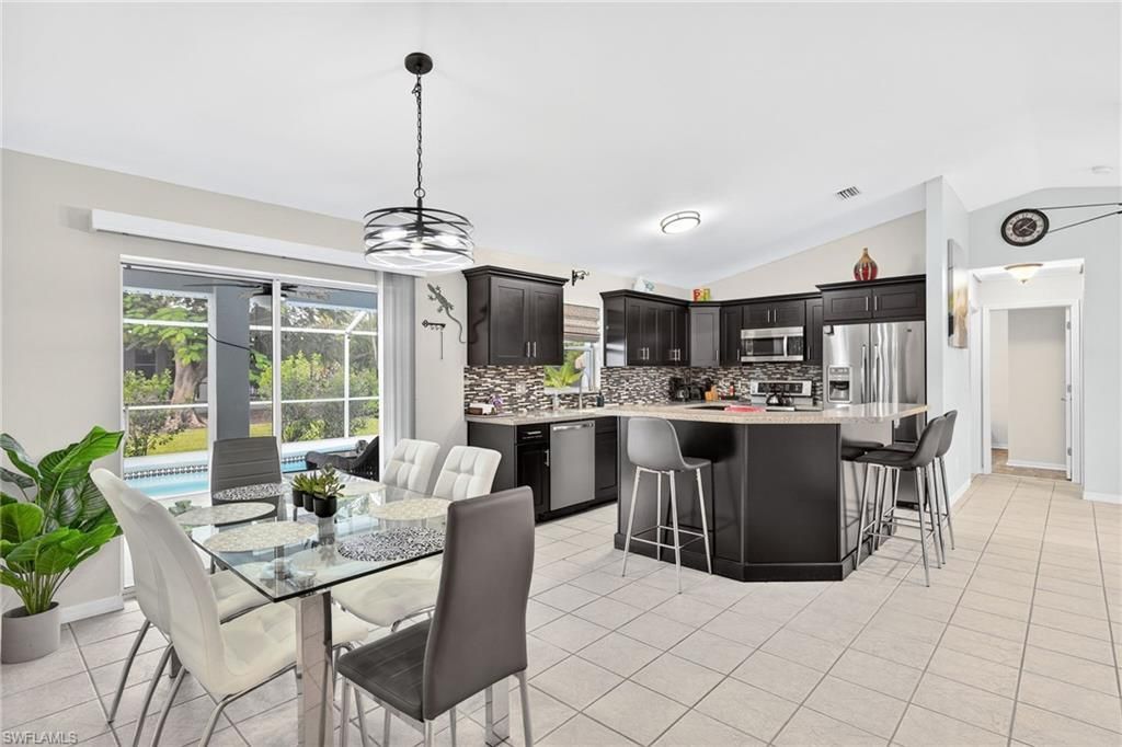 2919 SW 25th St , Cape Coral, FL 33914 Photo