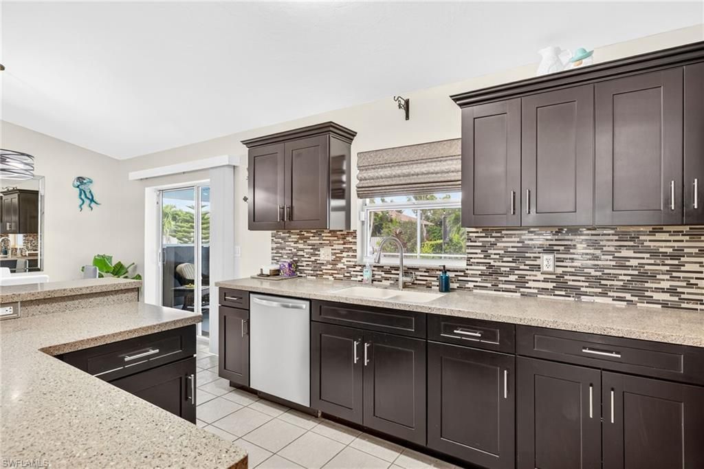 2919 SW 25th St , Cape Coral, FL 33914 Photo