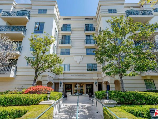 430 N Oakhurst Drive, Unit PH407, Beverly Hills, CA 90210