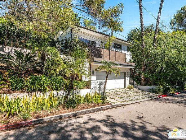 6309 Ivarene Avenue, Los Angeles, CA 90068