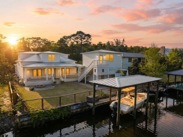 578 W Point Washington Road, Santa Rosa Beach, FL 32459