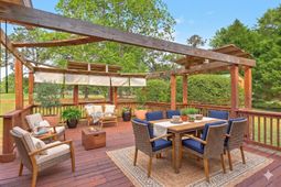 104 Cooper Drive photo 4