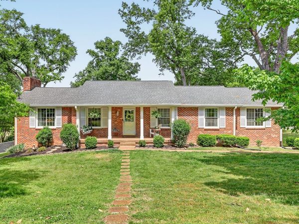 108 Ervin St, Hendersonville, TN 37075