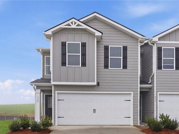 222 Norchester Avenue, Hogansville, GA 30230