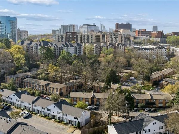 115 Biscayne Drive NW, Unit F6, Atlanta, GA 30309