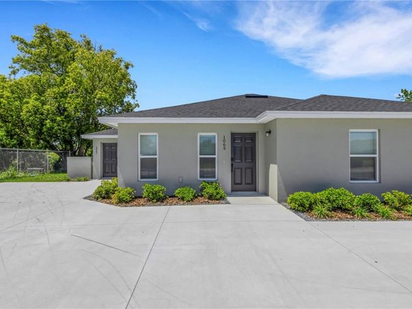 1065 / 1067 CAPTIVA POINT , LAKELAND, FL 33801