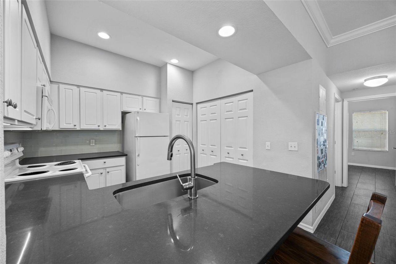 5141 SW 91st Way , Unit I-102, Gainesville, FL 32608 Photo