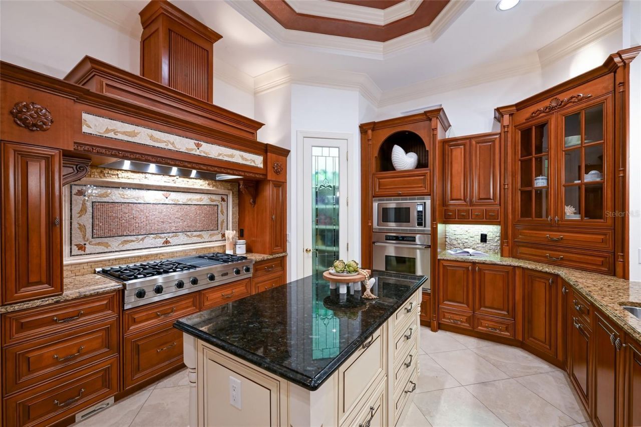 3809 Founders Club Drive, Sarasota, FL 34240 Photo