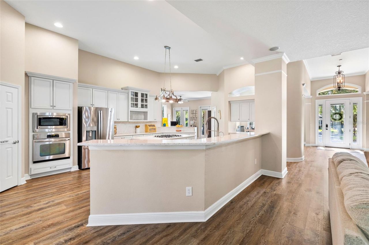 5823 Terncrest Drive, Lithia, FL 33547 Photo