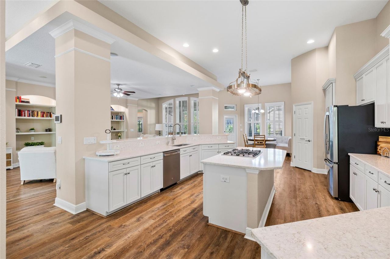 5823 Terncrest Drive, Lithia, FL 33547 Photo