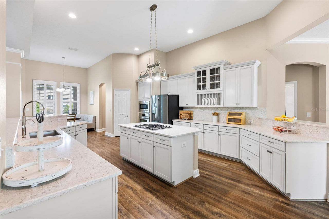 5823 Terncrest Drive, Lithia, FL 33547 Photo