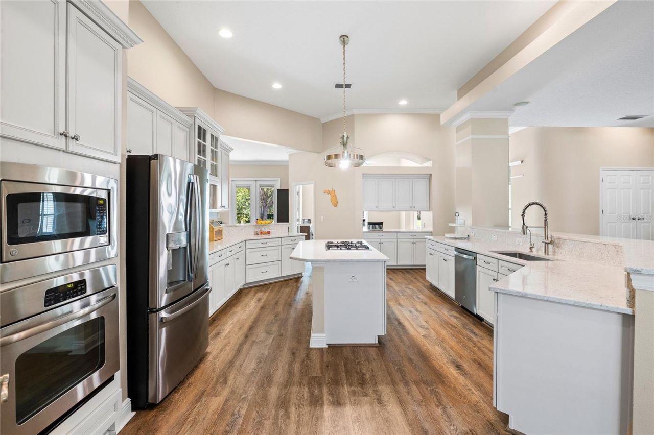 5823 Terncrest Drive, Lithia, FL 33547 Photo