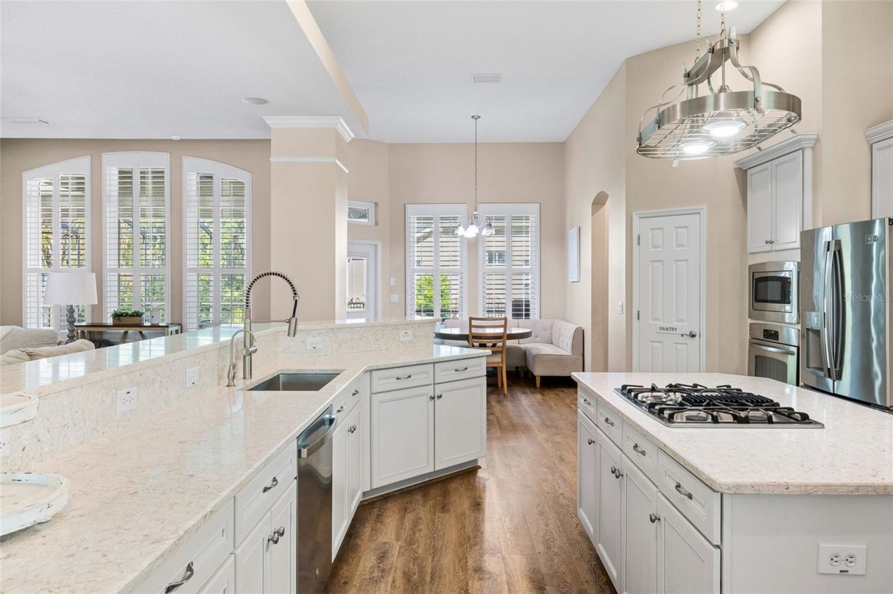 5823 Terncrest Drive, Lithia, FL 33547 Photo