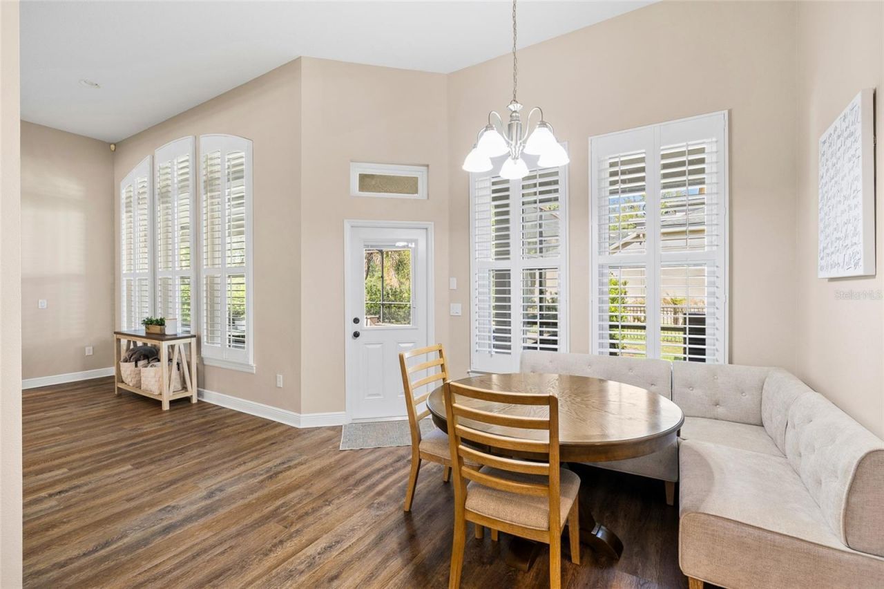 5823 Terncrest Drive, Lithia, FL 33547 Photo