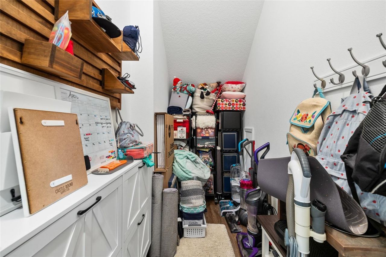 5823 Terncrest Drive, Lithia, FL 33547 Photo