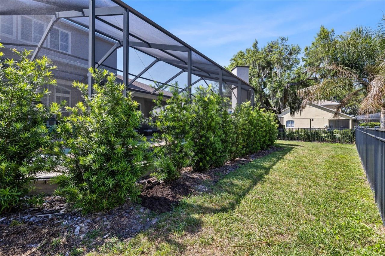 5823 Terncrest Drive, Lithia, FL 33547 Photo