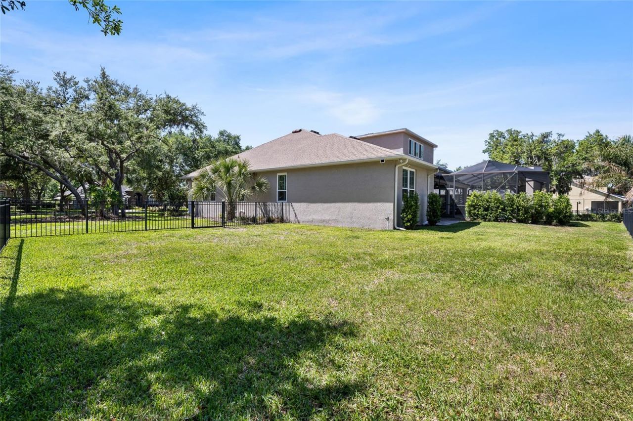 5823 Terncrest Drive, Lithia, FL 33547 Photo